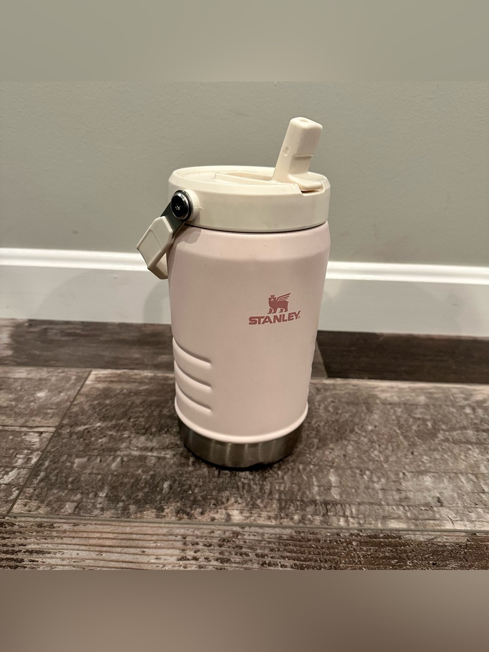 Stanley Pale Pink Insulated IceFlow Flip Straw 2.0 Jug, 40 oz
